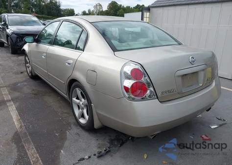 2005 Nissan Altima 3.5 Se from USA, damaged, VIN 1N4BL11D55N449018